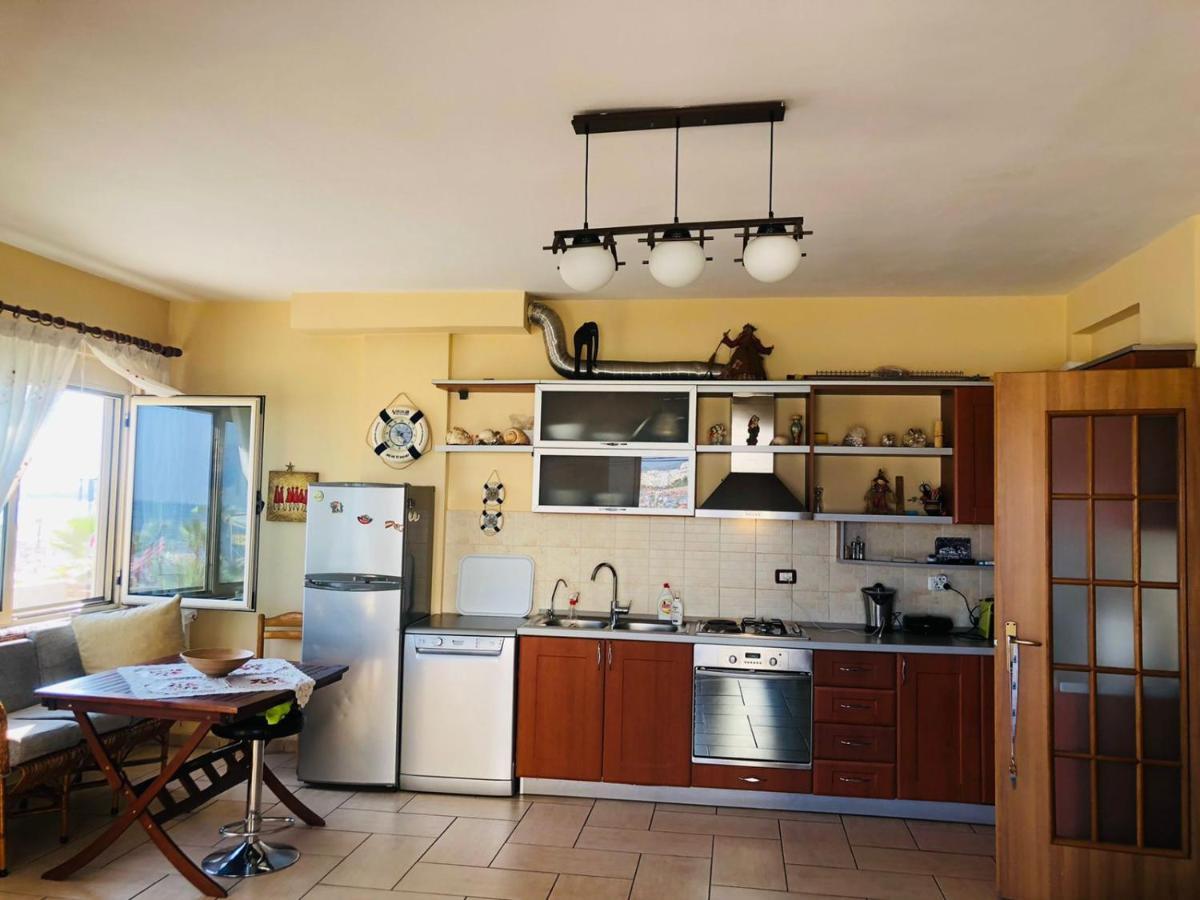 Teuta Apartment ドゥラス エクステリア 写真