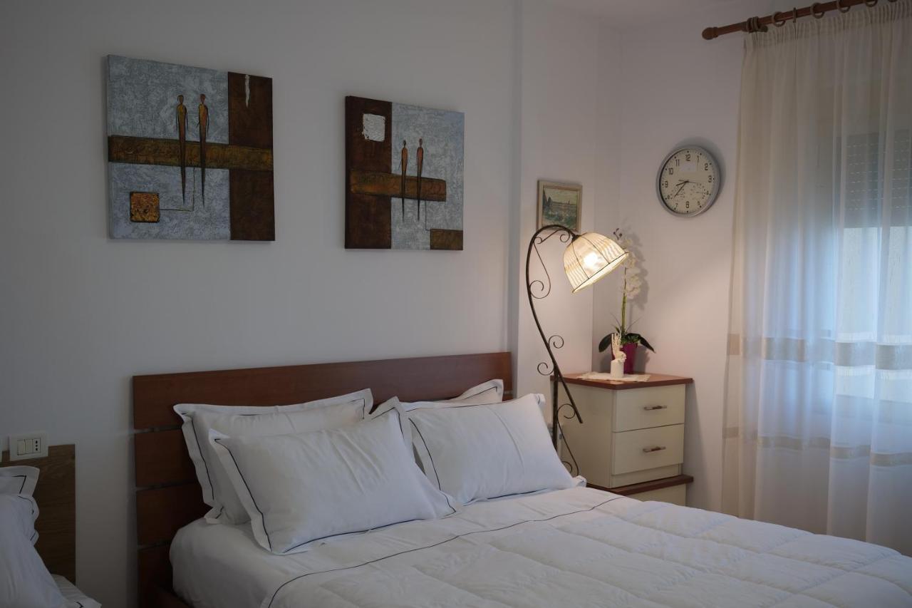Teuta Apartment ドゥラス エクステリア 写真